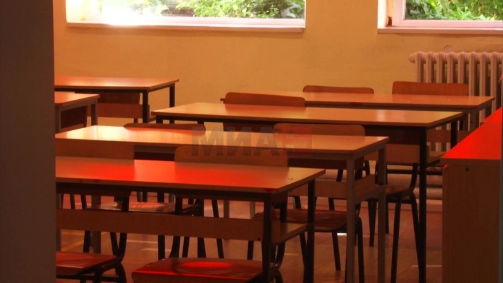 OECD: Inteligjenca artificiale është e dobishme në arsim, por mund të shkaktojë dembelizëm intelektual