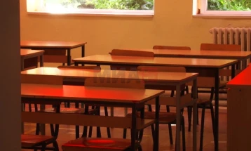 OECD: Inteligjenca artificiale është e dobishme në arsim, por mund të shkaktojë dembelizëm intelektual