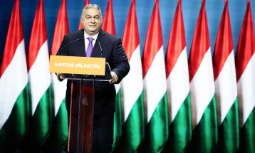 Орбан: Европа моментално ја води „германска воена тројка“