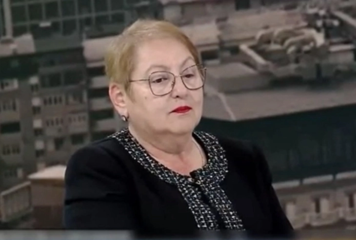 Јаневска: Среќна сум што денеска почна второто полугодие, неопходно е да се почитува редот во образованието