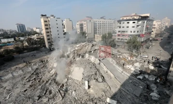 Trampi i ftoi Kroacinë dhe Slloveninë të marrin pjesë në Këshillin e sapoformuar për paqen në Gazë