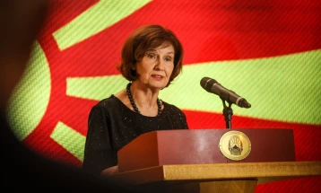 Сиљановска-Давкова пред дипломатскиот кор: Потребен е нов импулс на мултилатерализам што ќе ги штити слабите и не дозоволува праздата да е привилегија на силните