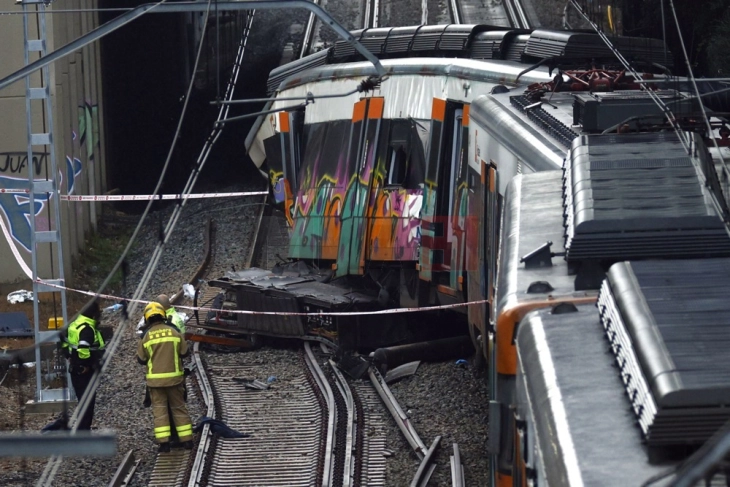 Шпанските машиновозачи ќе стапат во штрајк по тешките несреќи
