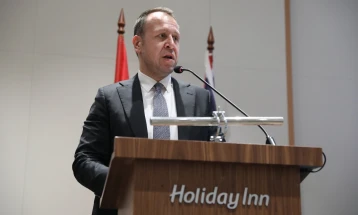 Janushev: Vendosen rregulla të qarta dhe të unifikuara për zgjedhje të drejtorëve, anëtarëve të bordeve drejtuese dhe sekretarëve shtetërorë