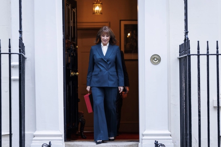 Ривс: Велика Британија не исклучува ништо во врска со возвратните царини кон САД 