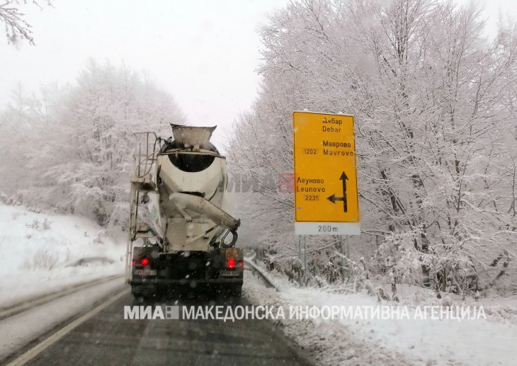 Ndërpritet ndalesa për automjetet e  rënda transportuese në akset rrugore Mavrovë-Dibër dhe Gostivar-Strazhë-Kërçovë