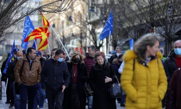 LSM të mërkurën në protestë për paga më të larta