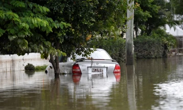 Неколку лица се водат како исчезнати во свлечишта и поплави низ Нов Зеланд