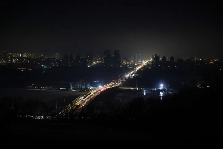 Rreth 3.000 ndërtesa në Kiev ende pa ngrohje pas sulmeve ajrore ruse