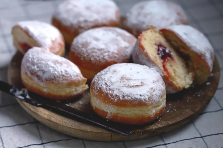 Крофни со мармалад