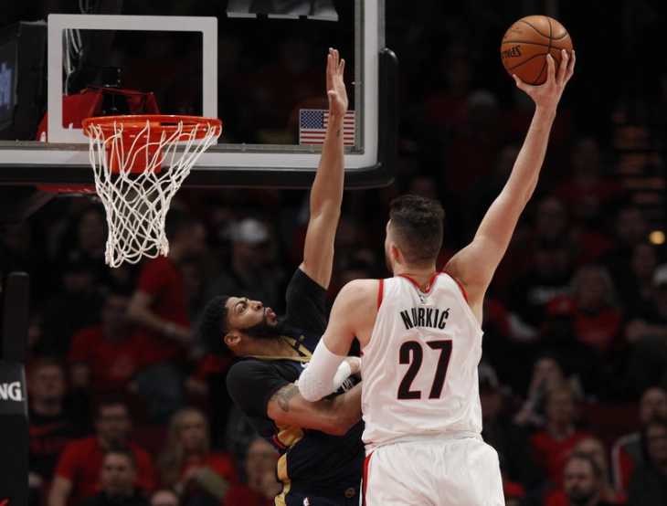 Трипл-дабл за Нуркиќ, но Јута сепак загуби