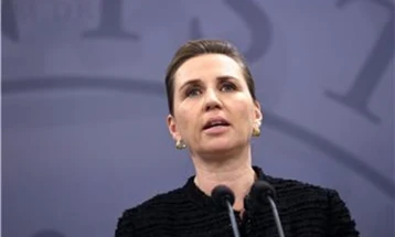 Фредериксен ќе се сретне со Руте за Гренланд во Брисел