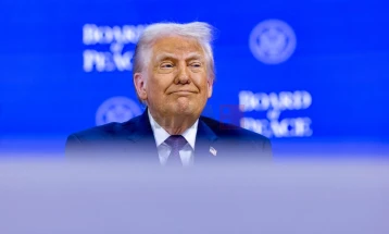 Иран го негира тврдењето на Трамп дека се запрени 800 егзекуции