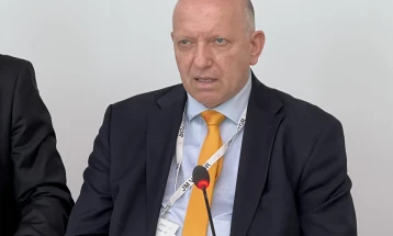 Azeski: Rregullat e reja për hyrje në zonën shengen po na krijojnë probleme serioze, nga e hëna reagime në të gjitha vendet e prekura