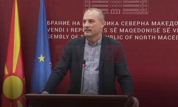 Halil Snopçe: “Safe City” u miratua, un votova kundër: Polemikë me ministrin Toshkovski për barrën financiare ndaj qytetarëve