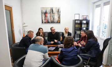 Културната соработка во фокус на средбата на министерот Љутков со претставници на Шпанско-македонското културно здружение „Сонце“