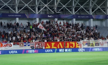 Навивачи на Црвена ѕвезда и Хајдук се судрија во БиХ, близу 100 приведени и над 20 повредени