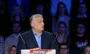 Orban e porositi Zelenskin: Hungaria nuk do të lejojë të jetë e frikësuar