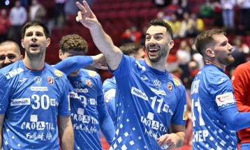 Хрватска ги задржа шансите за полуфинале со триумф над Швајцарија