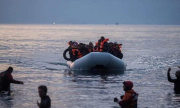 Најмалку 50 мигранти загинаа во Средоземно Море