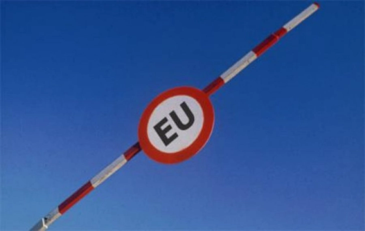 Стопанска комора: Блокадите на граничните премини не се решение, ќе го нарушат протокот на стоки и снабдувањето