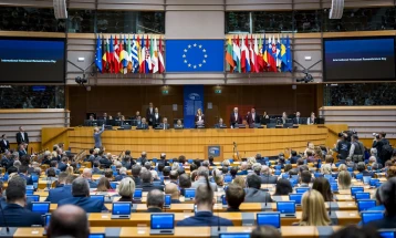 PE-ja do ta shënojë Ditën ndërkombëtare të përkujtimit të viktimave nga Holokausti