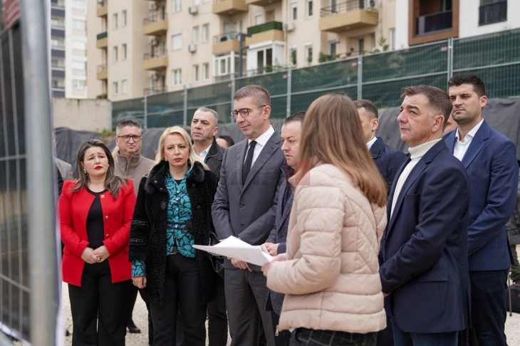 Mickoski në mbikëqyrjen e projekteve infrastrukturore në Komunën e Gazi Babës