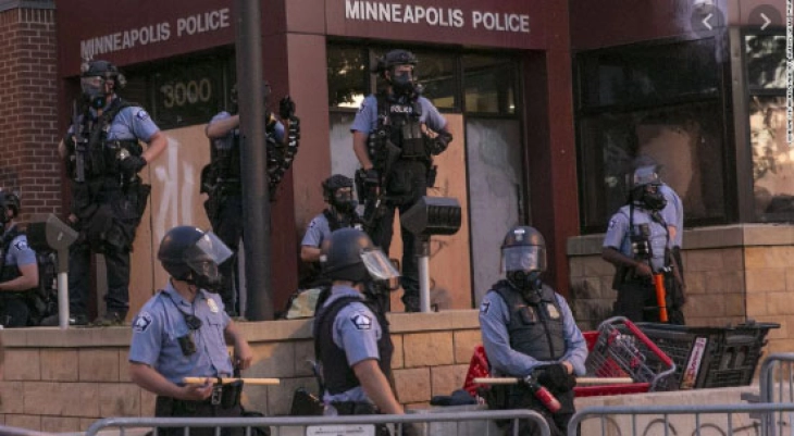 Bovino dhe agjentët e ICE me siguri do të largohen nga Mineapolis