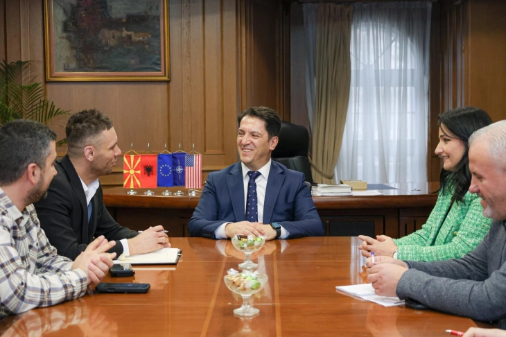 Работна средба на директорот на ЦУК, Али, со првиот вицепремиер Сали