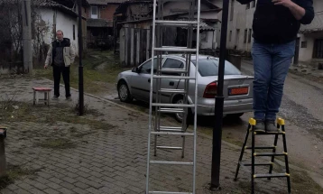 Општина Берово работи на подобрување на комуналната инфраструктура, во Будинарци се обновува уличното осветлување