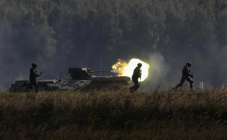 Rusia filloi me tërheqjen nga Siria