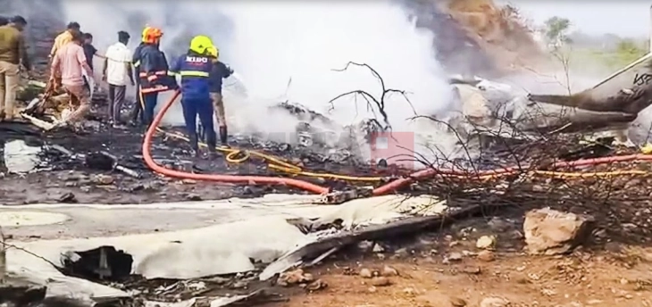 Në një aksident ajror në Indinë perëndimore humbi jetën zëvendëskryeministri i shtetit Maharashtra