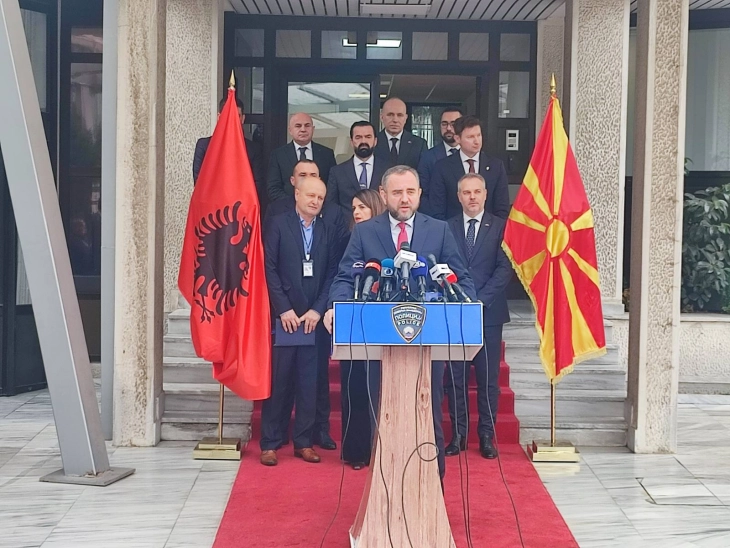 Изјави на министрите за внатрешни работи Тошковски и Кочиу (во живо)