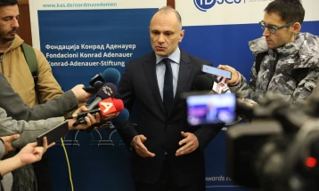 Filipçe: Jemi të gatshëm për zgjedhje në çdo kohë