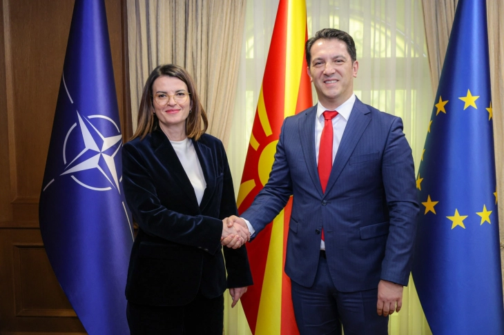 Takim i zëvendëskryeministrit Sali me ministren e Punëve të Brendshme të Shqipërisë, Koçiu