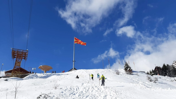 Në Kodër të Diellit 34 centimetra borë