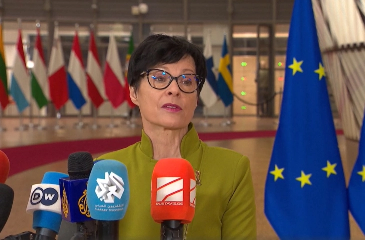 Кос: Од земја кандидат за членство во ЕУ очекуваме да се однесува европски