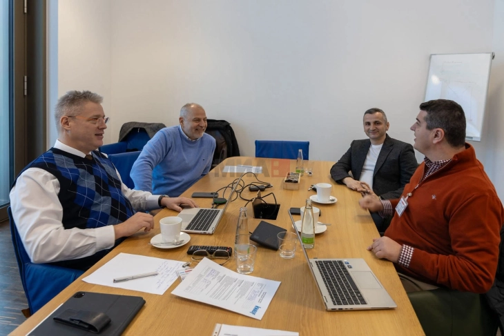 Kryetari i Dibrës Mela për vizitë pune në kompaninë 