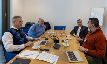 Kryetari i Dibrës Mela për vizitë pune në kompaninë 