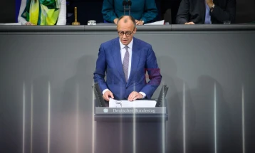 Мерц го критикува Трамп поради изјавата дека НАТО не направил многу во Авганистан