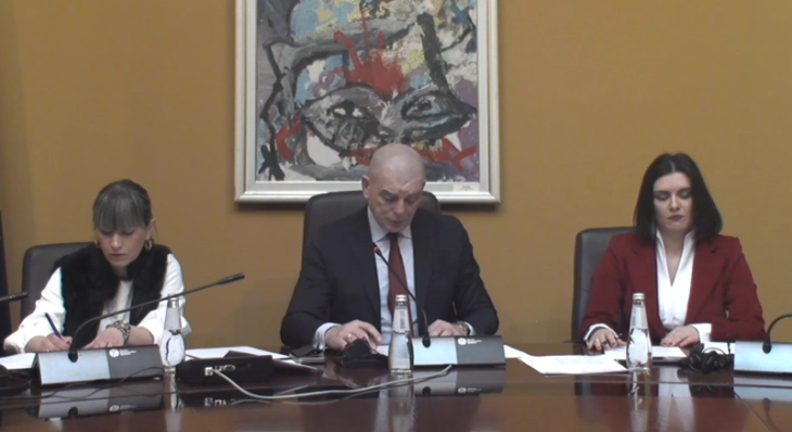 Komisioni për Mbrojtje dhe Siguri dha dritë të gjelbër për furnizimin e pajisjes për Armatën nga SHBA-ja