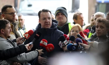 Николоски: Одлични вести од Брисел, возачите се прифатени како професионалци