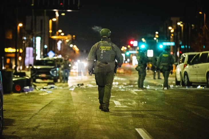 Ново упатство за агентите на имиграциските власти по двете убиства во Минеаполис: Не влегувајте во интеракција со провокатори