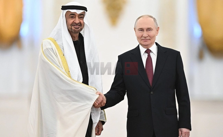 Путин: Кремљ внимателно ја следи ситуацијата околу Иран