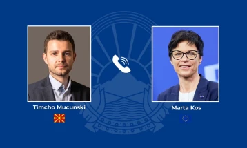 Телефонски разговор Муцунски - Кос: Во фокусот економски предизвици со превозниците и тарифите за челиик и евроинтегративниот процес