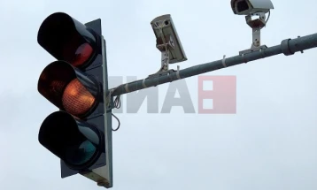 Мицкоски: Ќе се направат напори известувањата за прекршоците од „Безбеден град“ да се согласно Законот за јазици