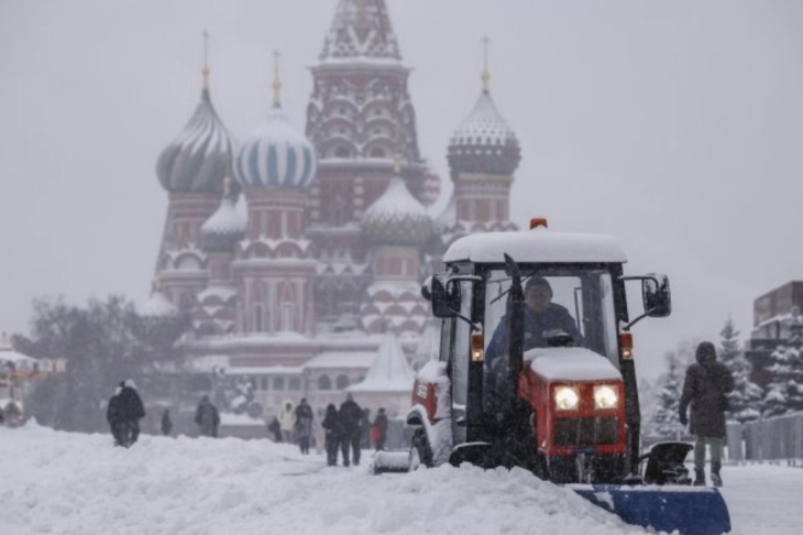 Borë rekorde në Moskë - mbi 60 cm pas 32 vjetëve