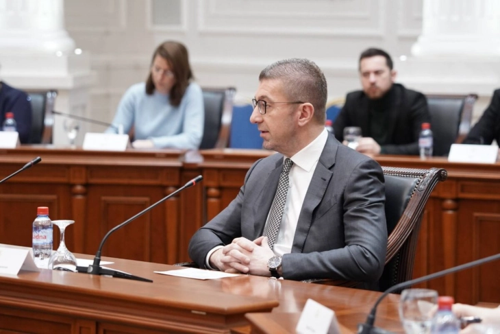 Мицкоски: За минималната плата мораме да постапуваме според законот, ќе има зголемување и нивелирање