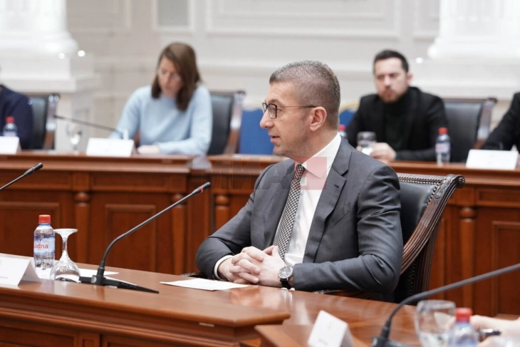 Mickoski: Për pagën minimale duhet të veprojmë sipas ligjit,  do të ketë rritje dhe nivelim