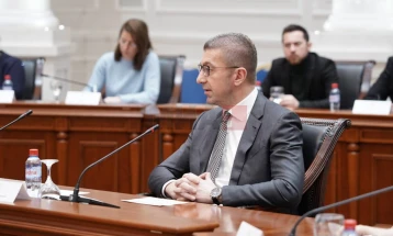 Mickoski: Për pagën minimale duhet të veprojmë sipas ligjit,  do të ketë rritje dhe nivelim